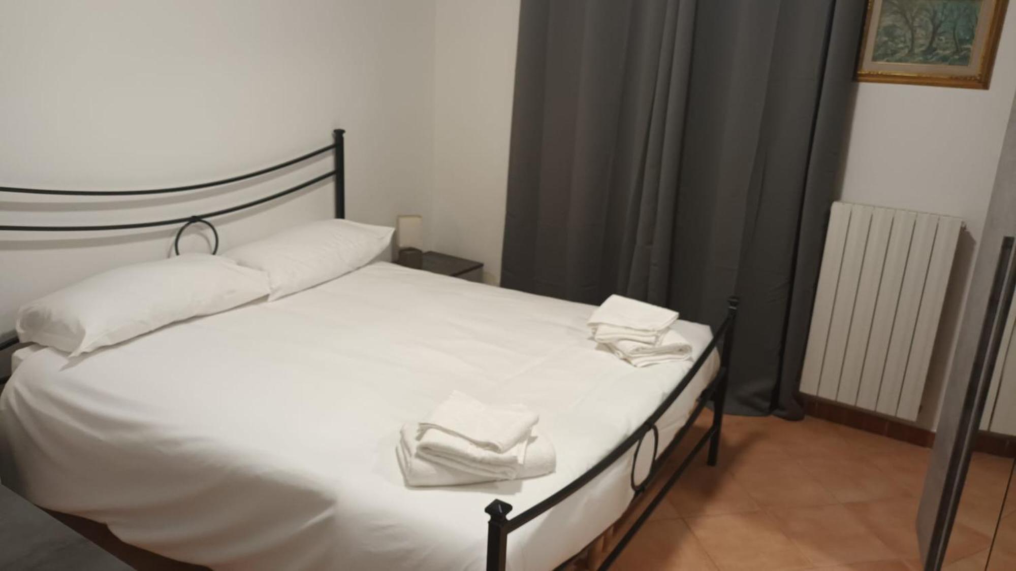 Casa N 2 Con Parcheggio Privato E Colonnina Ricarica Διαμέρισμα Λιβόρνο Εξωτερικό φωτογραφία